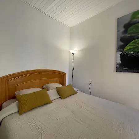 En Plein Centre * Καλβί