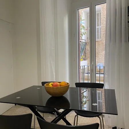 Appartement En Plein Centre *