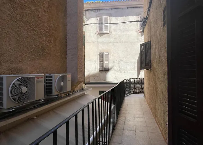 Appartement En Plein Centre *